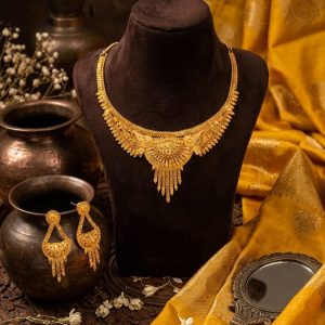 Luxurious Bridal Kundan Style Necklace