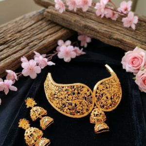 Intricate Mesh Pattern Designer Choker